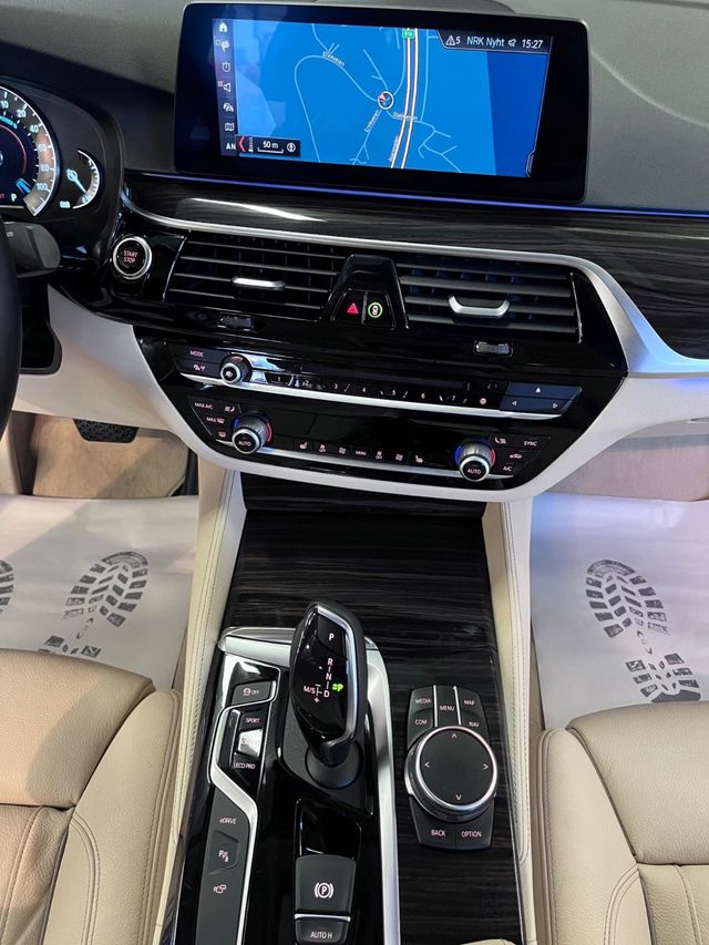 2019 BMW 5-SERIE - 22