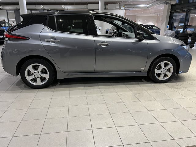 2021 NISSAN LEAF - 7