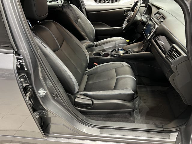 2021 NISSAN LEAF - 8