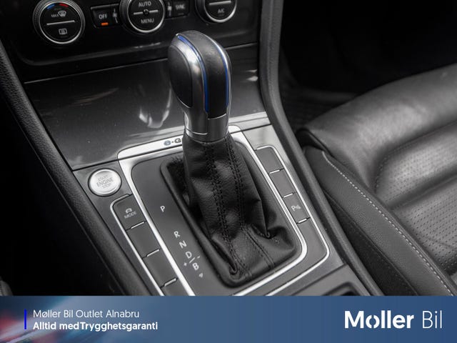 2018 VOLKSWAGEN GOLF - 18