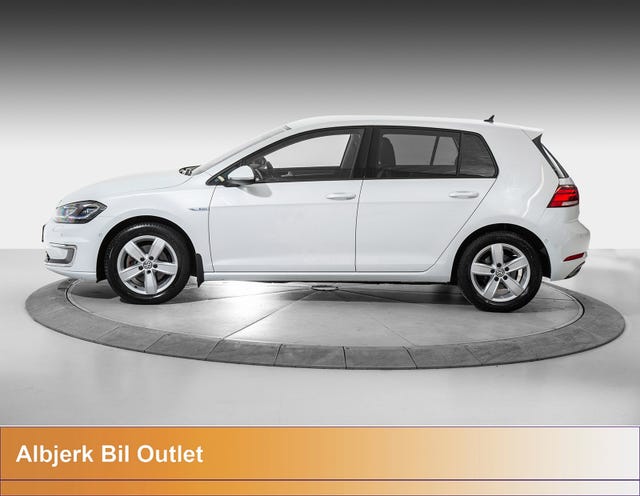 2018 VOLKSWAGEN GOLF - 12