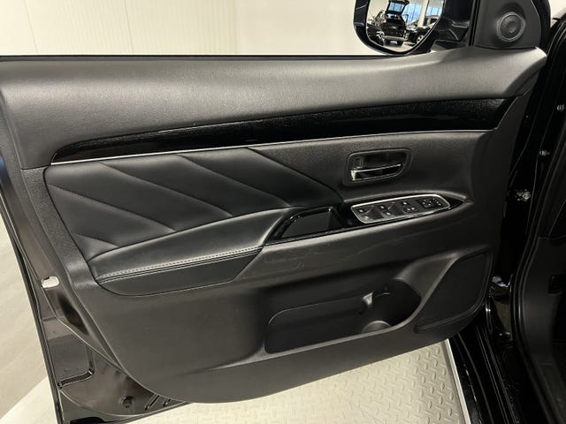 2020 MITSUBISHI OUTLANDER - 36