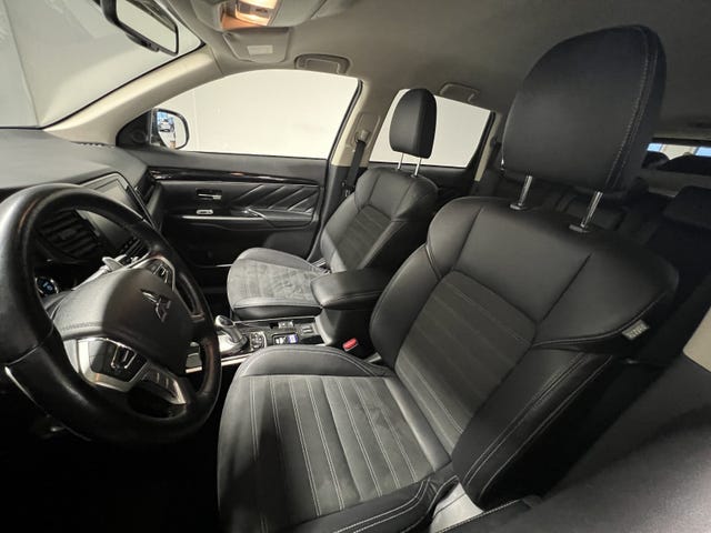2020 MITSUBISHI OUTLANDER - 7