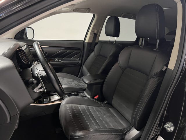 2020 MITSUBISHI OUTLANDER - 40