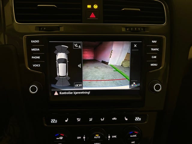 2015 VOLKSWAGEN GOLF - 23