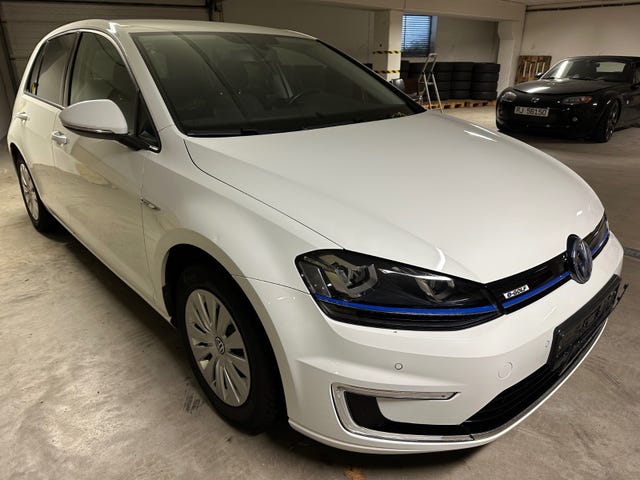 2015 VOLKSWAGEN GOLF - 8