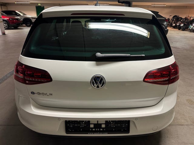 2015 VOLKSWAGEN GOLF - 14