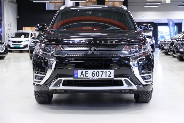 JMBXDGG3WLZ029733 2020 MITSUBISHI OUTLANDER-2