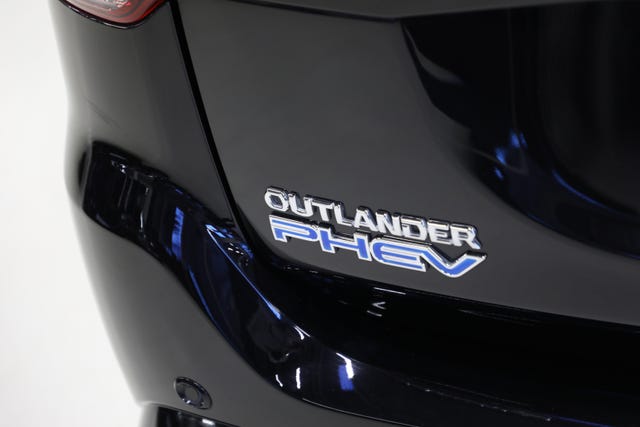 2020 MITSUBISHI OUTLANDER - 9