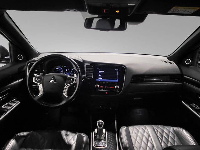 2020 MITSUBISHI OUTLANDER - 10