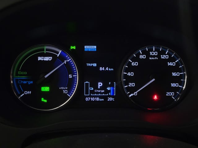 2020 MITSUBISHI OUTLANDER - 15