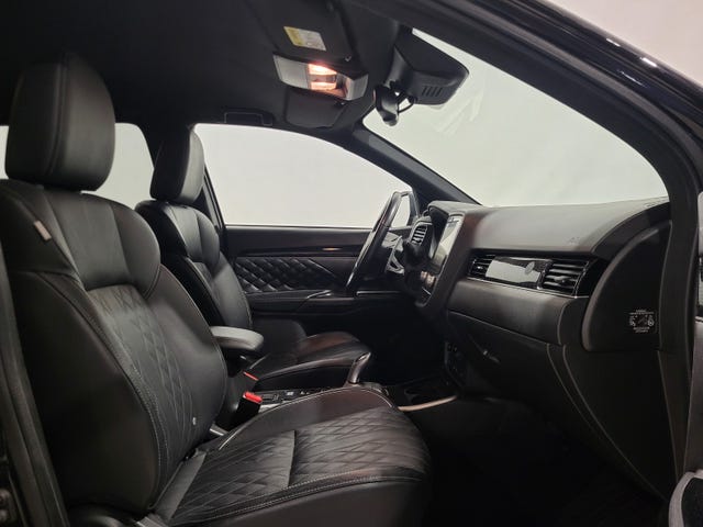 2020 MITSUBISHI OUTLANDER - 11