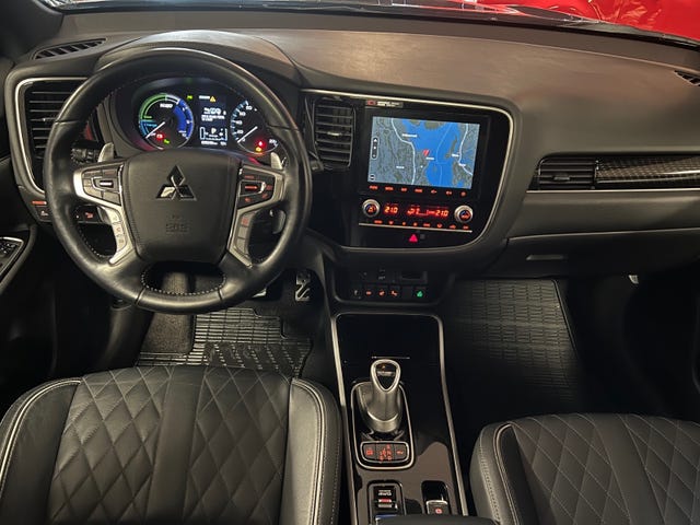 2020 MITSUBISHI OUTLANDER - 8