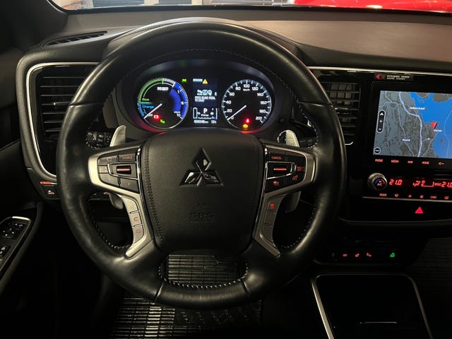 2020 MITSUBISHI OUTLANDER - 9