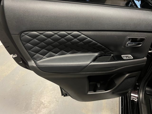 2020 MITSUBISHI OUTLANDER - 24