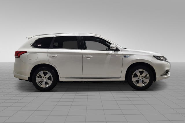 2020 MITSUBISHI OUTLANDER - 7