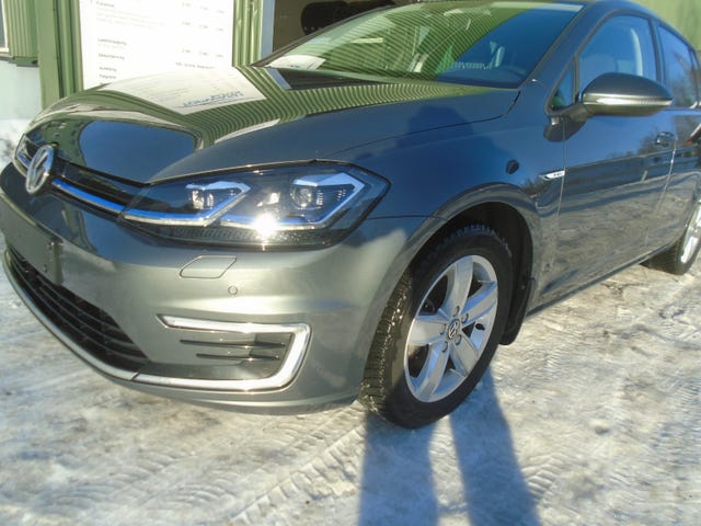 2019 VOLKSWAGEN GOLF - 9