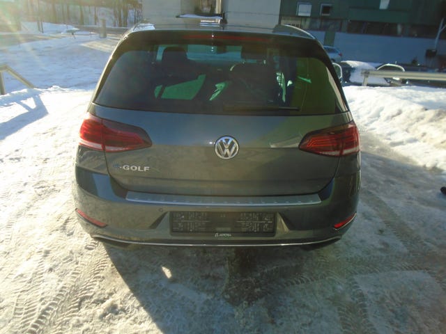 WVWZZZAUZKW911745 2019 VOLKSWAGEN GOLF-5