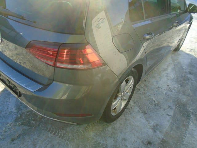 2019 VOLKSWAGEN GOLF - 11