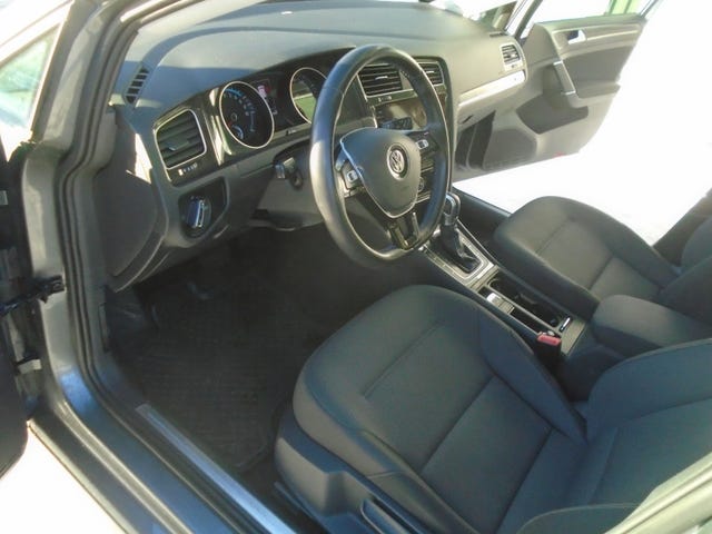 2019 VOLKSWAGEN GOLF - 16