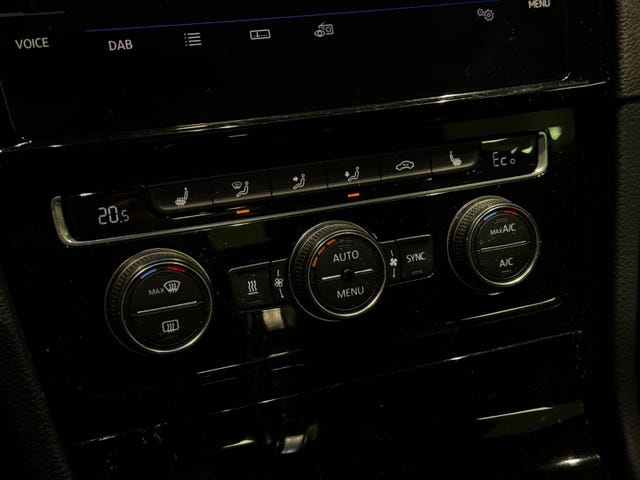 2018 VOLKSWAGEN GOLF - 26