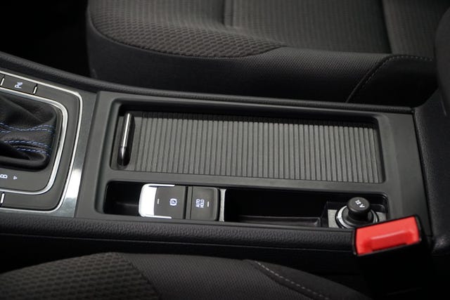 2019 VOLKSWAGEN GOLF - 14