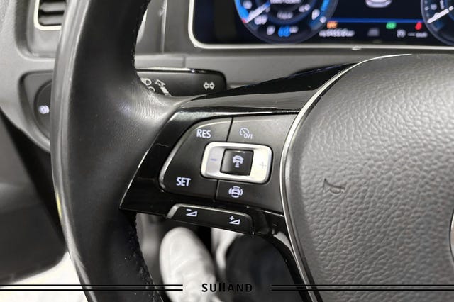 2019 VOLKSWAGEN GOLF - 14