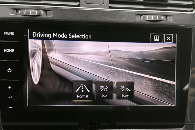 2019 VOLKSWAGEN GOLF - 23