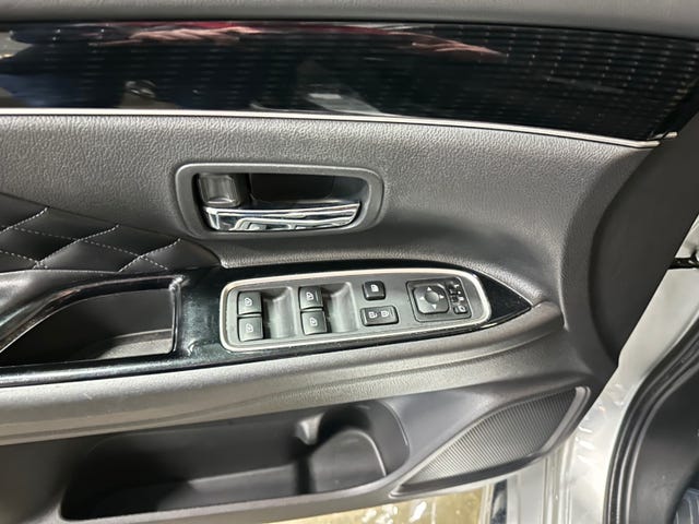 2020 MITSUBISHI OUTLANDER - 24