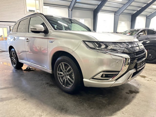 2020 MITSUBISHI OUTLANDER - 11