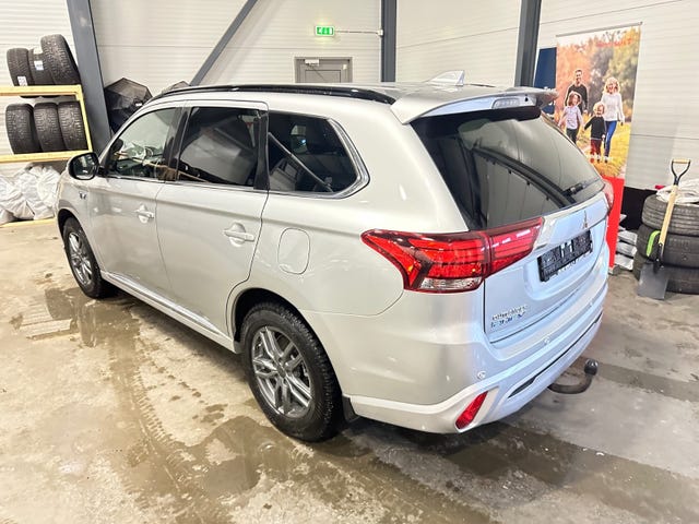 JMBXDGG3WLZ023402 2020 MITSUBISHI OUTLANDER-4
