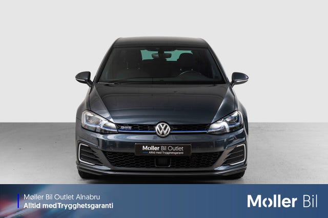 WVWZZZAUZJW802299 2018 VOLKSWAGEN GOLF-2