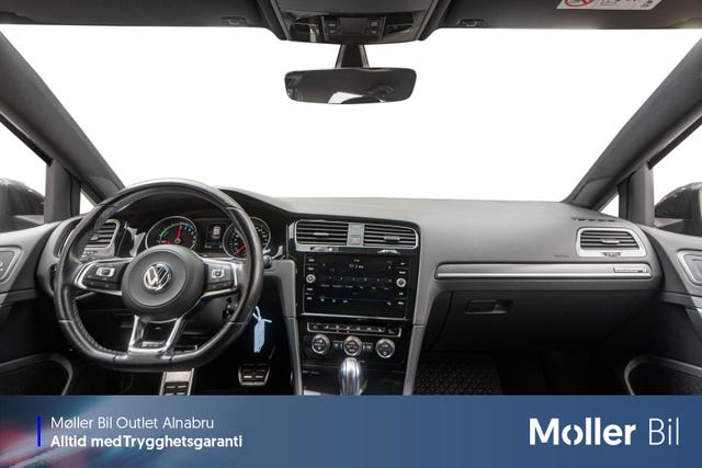 2018 VOLKSWAGEN GOLF - 10