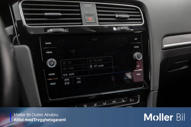 2018 VOLKSWAGEN GOLF - 25
