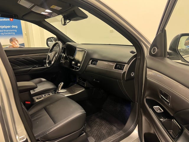 2020 MITSUBISHI OUTLANDER - 12