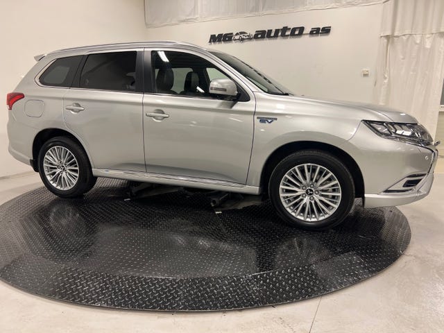 JMBXDGG3WLZ000223 2020 MITSUBISHI OUTLANDER-1