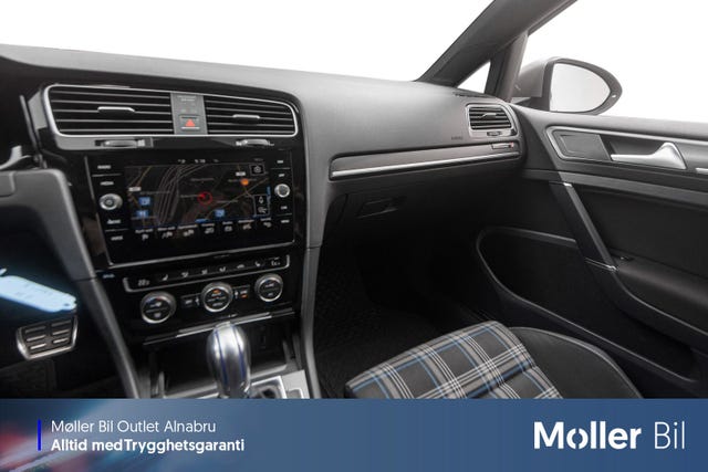 2018 VOLKSWAGEN GOLF - 14