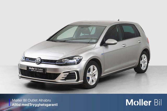 WVWZZZAUZJW801298 2018 VOLKSWAGEN GOLF-0