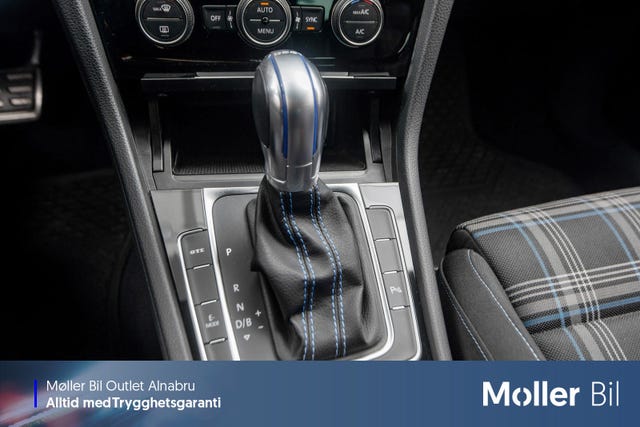 2018 VOLKSWAGEN GOLF - 19