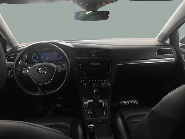 2018 VOLKSWAGEN GOLF - 13