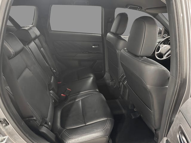 2020 MITSUBISHI OUTLANDER - 8