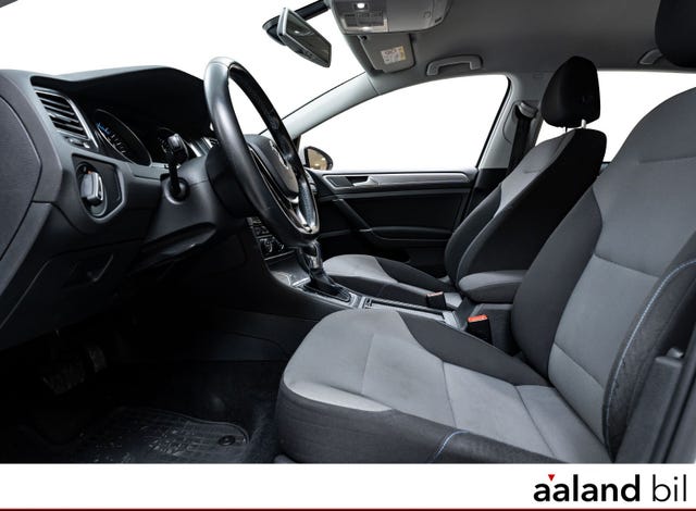 2015 VOLKSWAGEN GOLF - 12