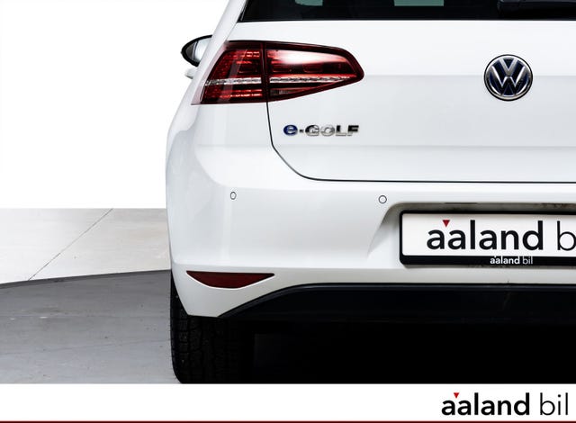 2015 VOLKSWAGEN GOLF - 10