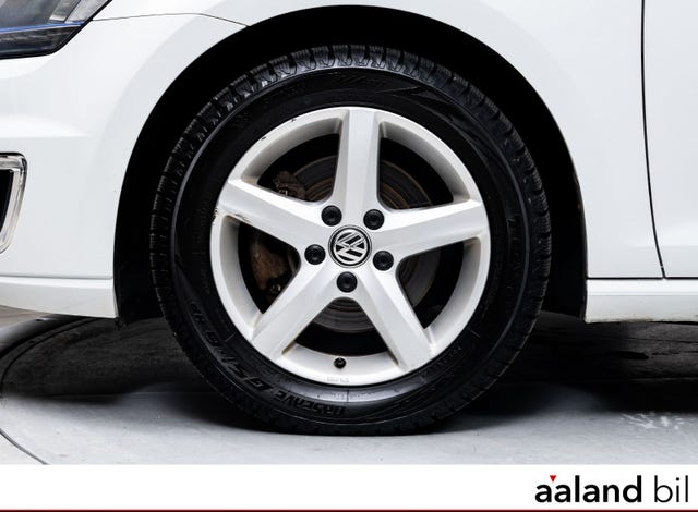 2015 VOLKSWAGEN GOLF - 11