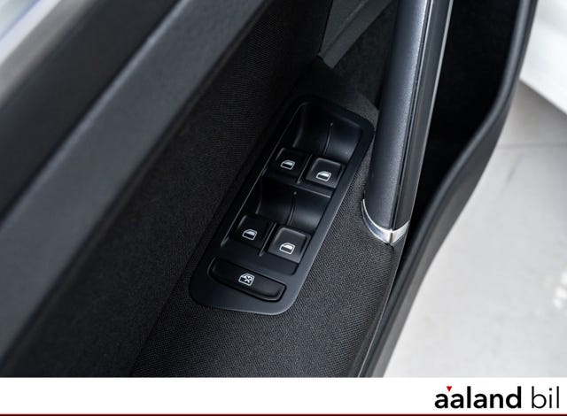 2015 VOLKSWAGEN GOLF - 13