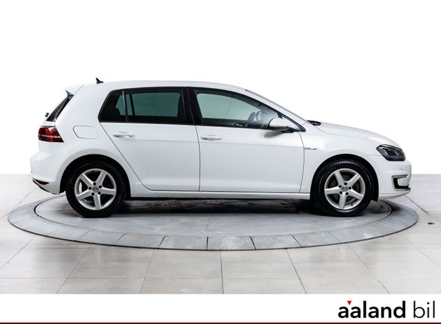 WVWZZZAUZFW905324 2015 VOLKSWAGEN GOLF-4