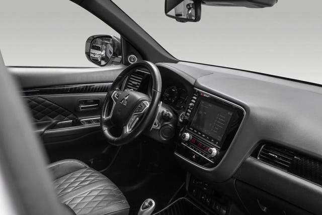 2020 MITSUBISHI OUTLANDER - 28