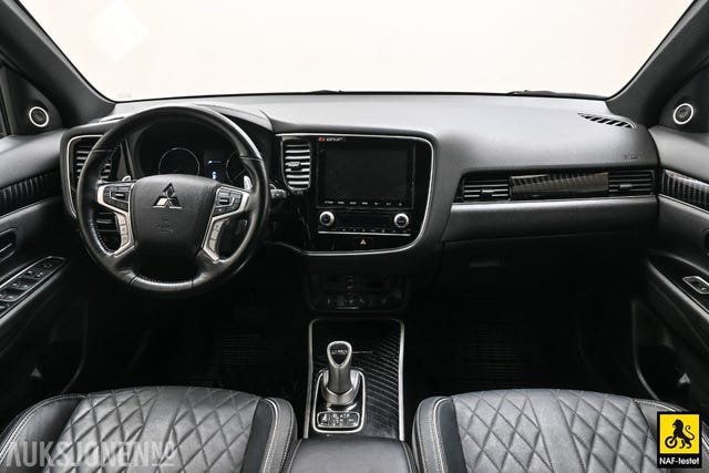 2020 MITSUBISHI OUTLANDER - 19