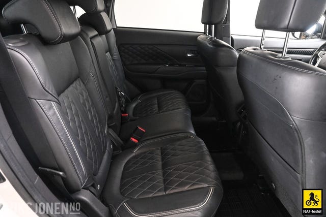 2020 MITSUBISHI OUTLANDER - 18