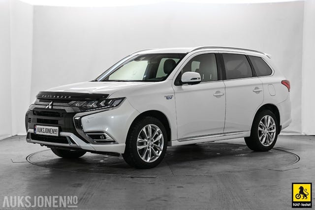 JMBXDGG3WLZ019041 2020 MITSUBISHI OUTLANDER-2